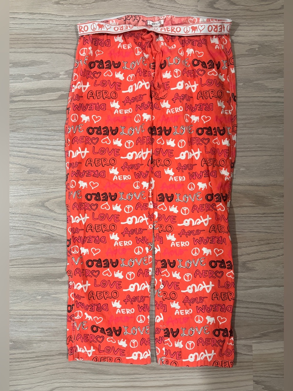 Vintage Y2K Aero Aรฉropostale Red Love Peace Graphic Pajama Pants L